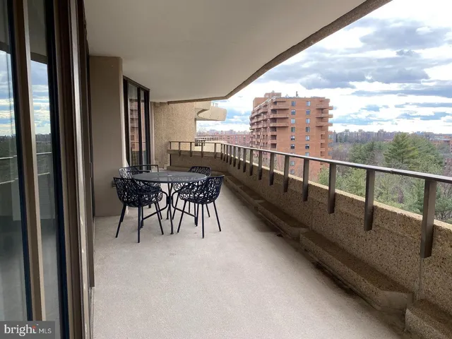 $1,000,000 | 4200 Northwest Massachusetts Avenue Northwest, Unit 615, Washington, DC 20016