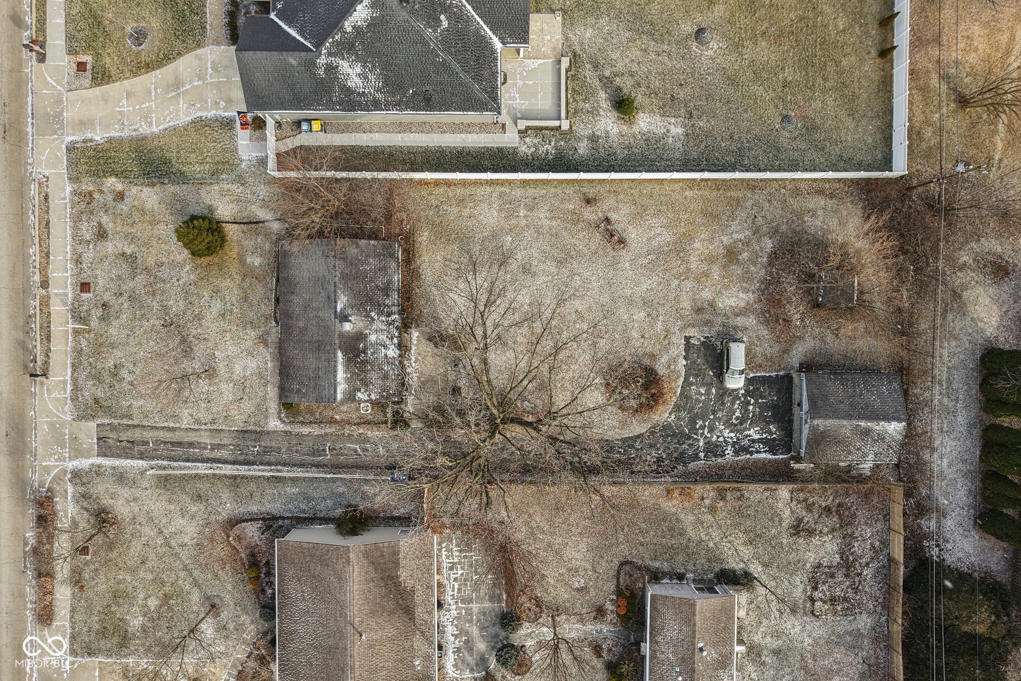 731 Oswego Road Carmel, IN 46032 - Photo 3 of 21