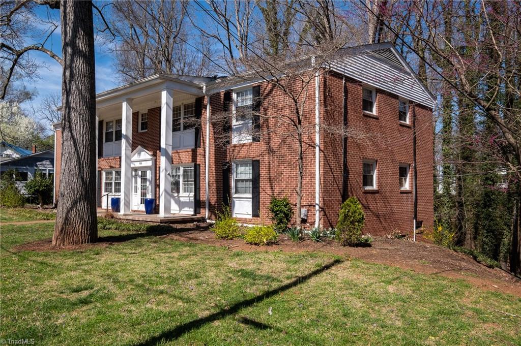 818 West Main Street Elkin, NC 28621 - Photo 2 of 20