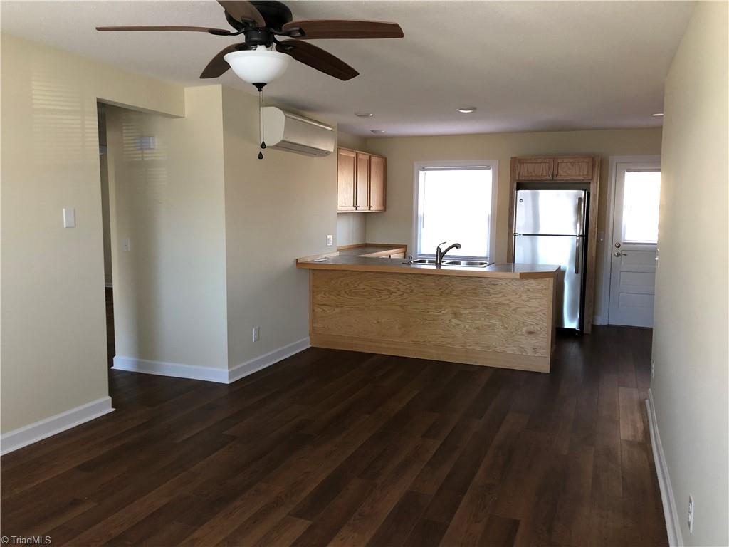 818 West Main Street Elkin, NC 28621 - Photo 14 of 20