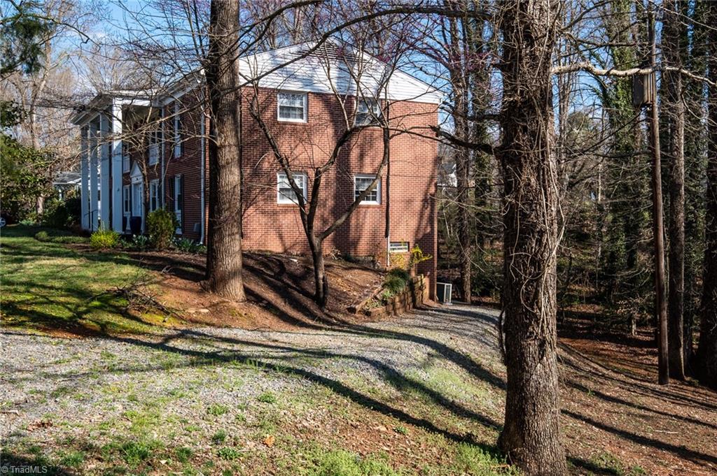 818 West Main Street Elkin, NC 28621 - Photo 4 of 20