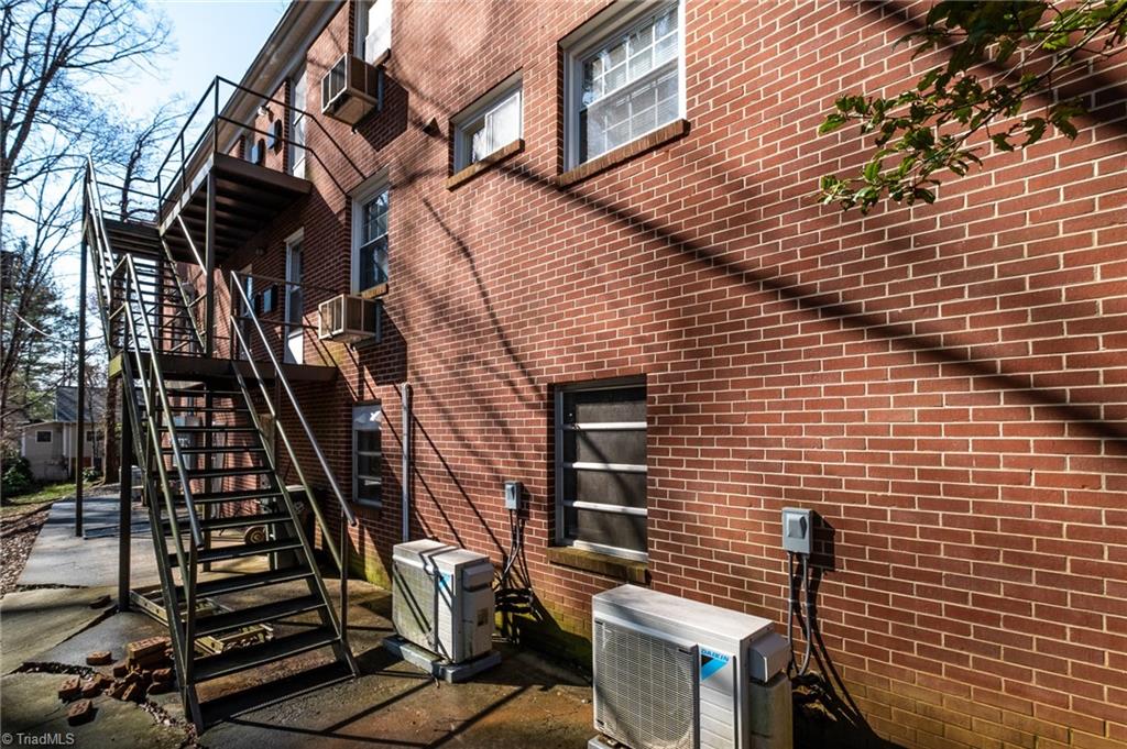 818 West Main Street Elkin, NC 28621 - Photo 7 of 20