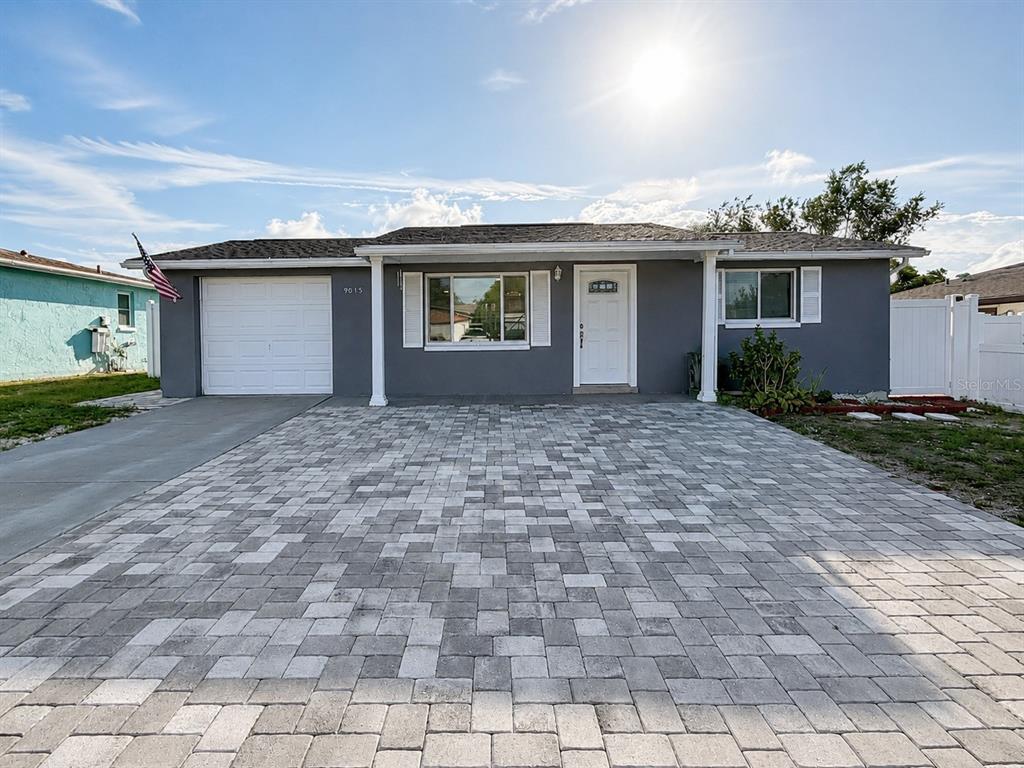9015 Prosperity Lane Port Richey, FL 34668 - Photo 2 of 20