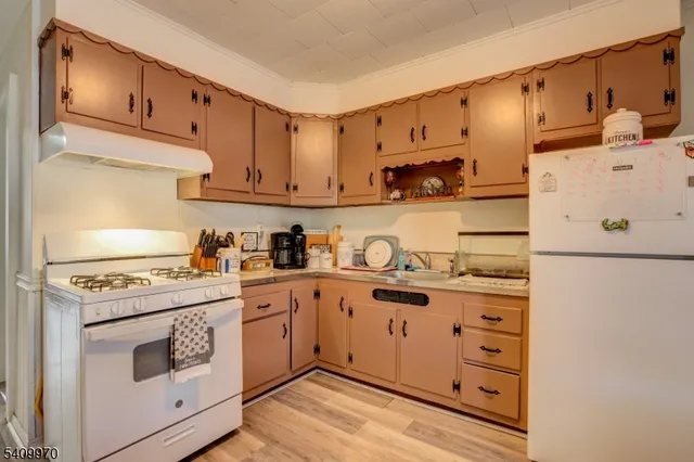 $599,000 | 55 Garretson Avenue, Bayonne, NJ 07002