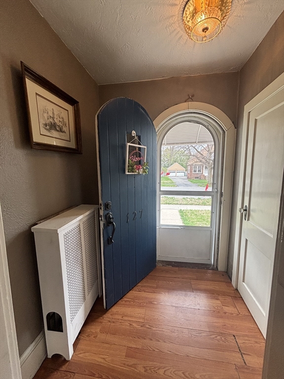 127 Melha Avenue Springfield, MA 01104 - Photo 11 of 41