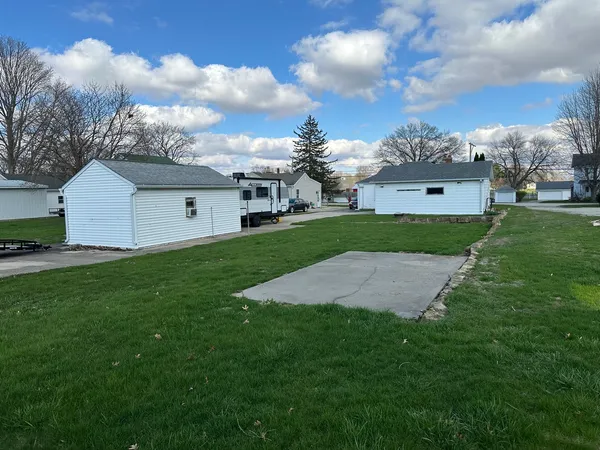 $95,000 | 627 Genesee Avenue, Morrison, IL 61270