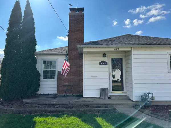 $95,000 | 627 Genesee Avenue, Morrison, IL 61270