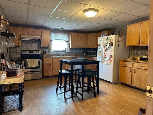 $95,000 | 627 Genesee Avenue, Morrison, IL 61270