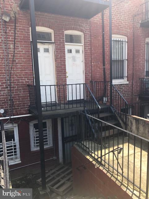 611 Park Road Northwest Washington, DC 20010 - Photo 2 of 3 Gallery Image 2