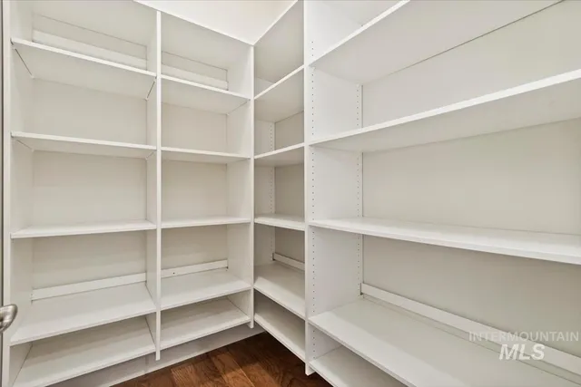 $829,000 | 2569 East Whitebud Court, Meridian, ID 83646