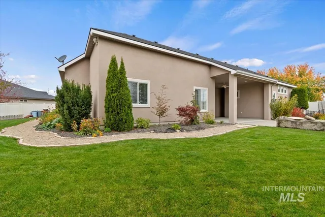 $829,000 | 2569 East Whitebud Court, Meridian, ID 83646