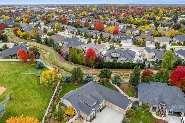 $829,000 | 2569 East Whitebud Court, Meridian, ID 83646