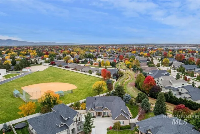 $829,000 | 2569 East Whitebud Court, Meridian, ID 83646