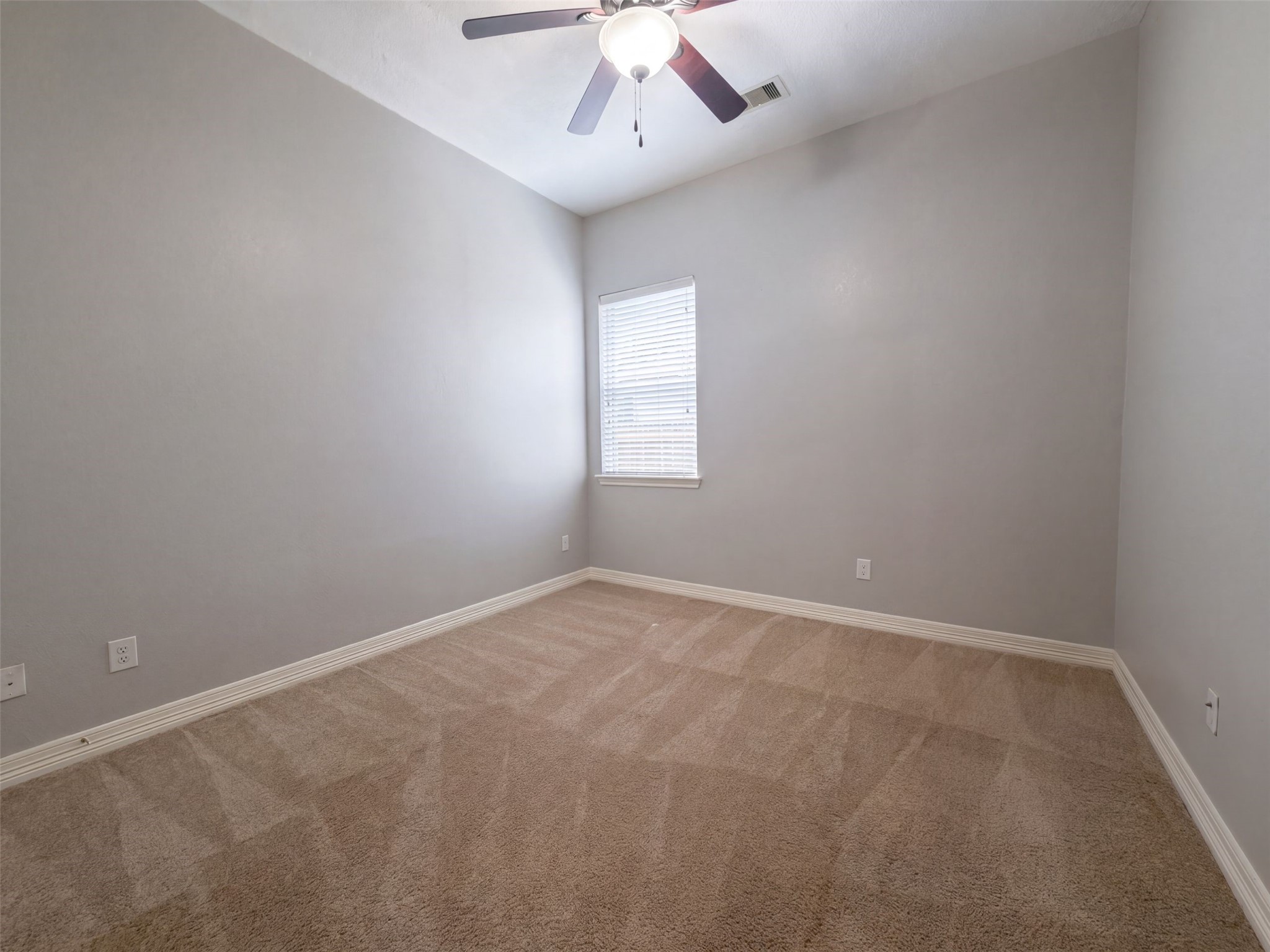 9411 Silver Ridge Drive Rosharon, TX 77583 - Photo 15 of 27 Gallery Image 15