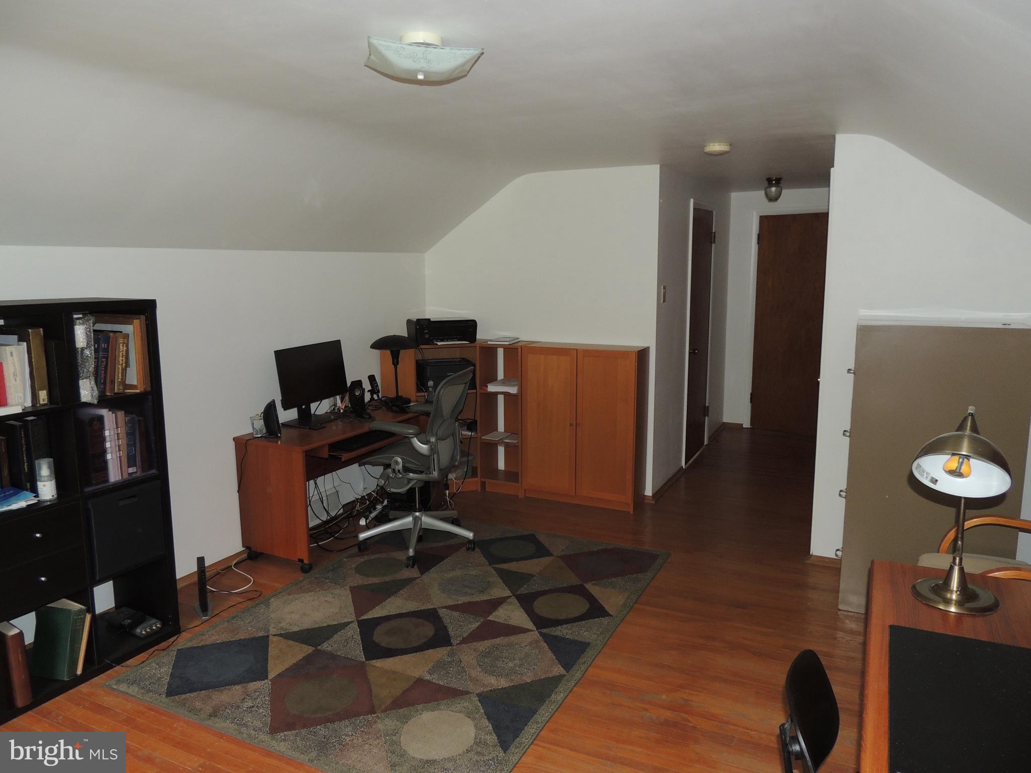 2040 Robert Road Jenkintown, PA 19046 - Photo 12 of 30