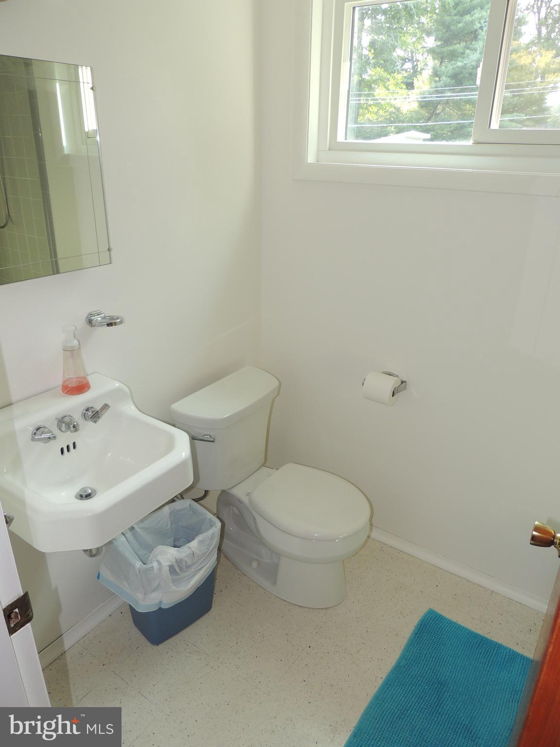 2040 Robert Road Jenkintown, PA 19046 - Photo 14 of 30