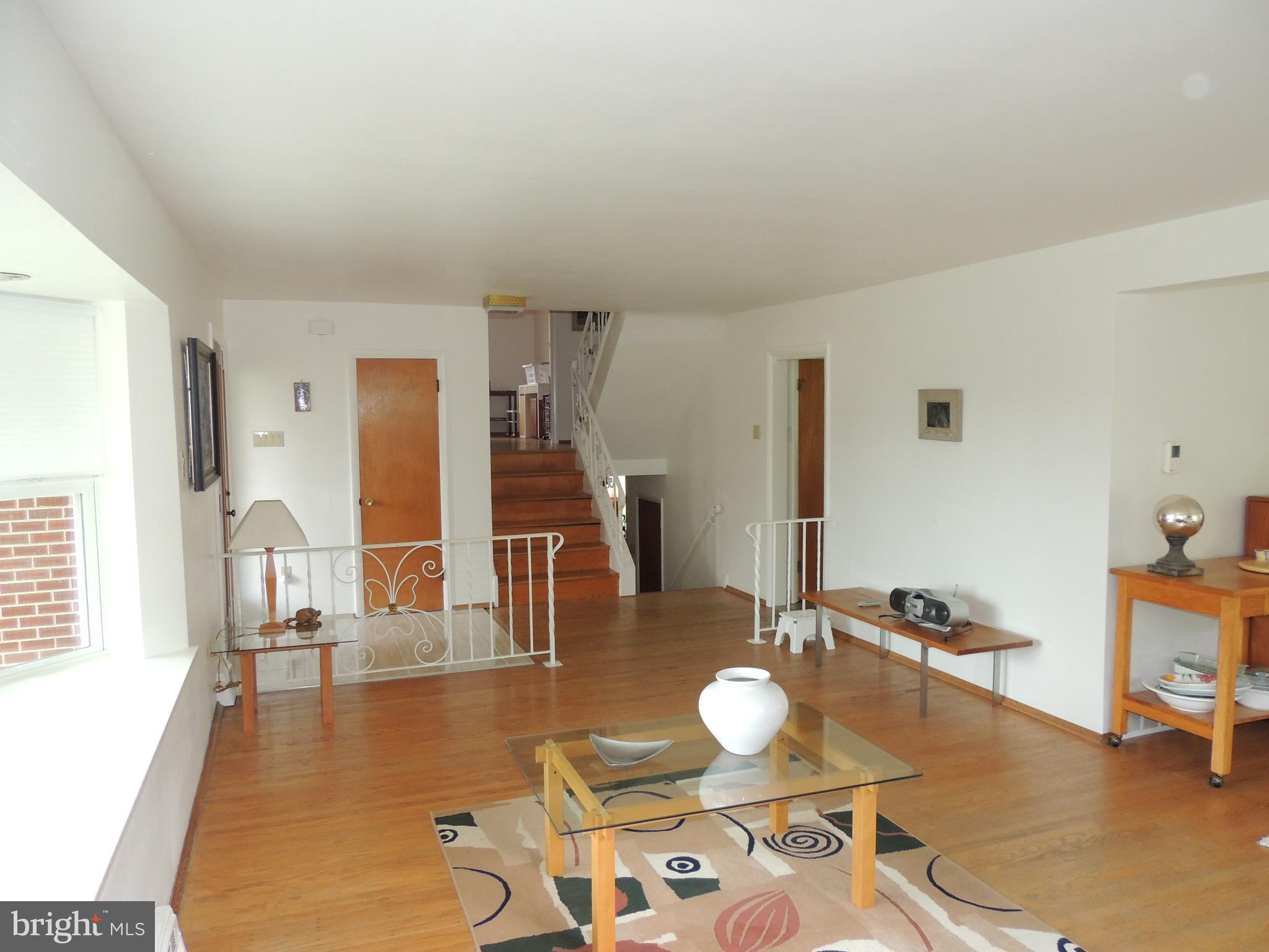 2040 Robert Road Jenkintown, PA 19046 - Photo 5 of 30