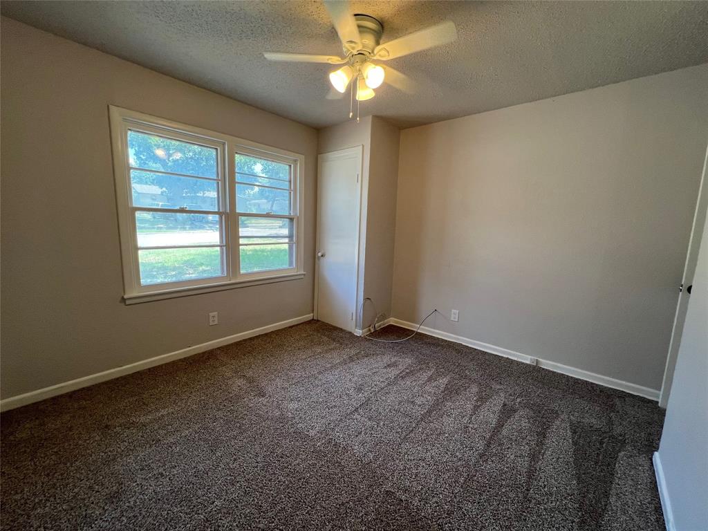 213 Wanda Way Hurst, TX 76053 - Photo 23 of 29