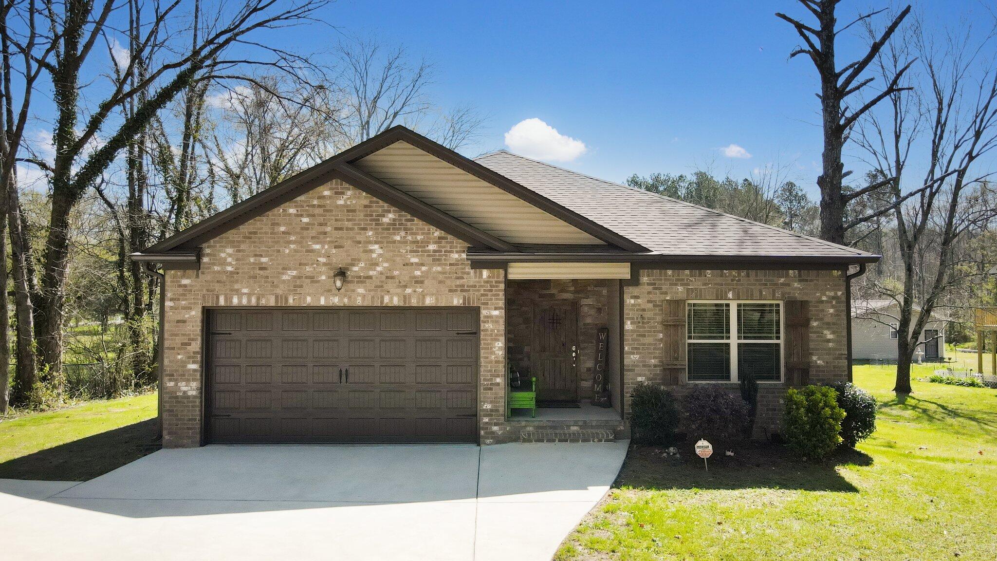 614 Graysville Road Chattanooga, TN 37421 - Photo 1 of 28 Welcome home