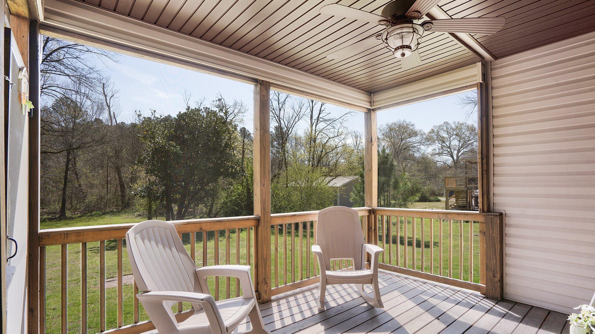 614 Graysville Road Chattanooga, TN 37421 - Photo 25 of 28 Screen Porch