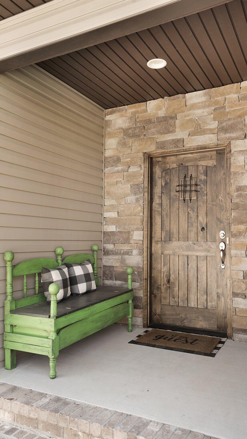 614 Graysville Road Chattanooga, TN 37421 - Photo 3 of 28 Covered Porch