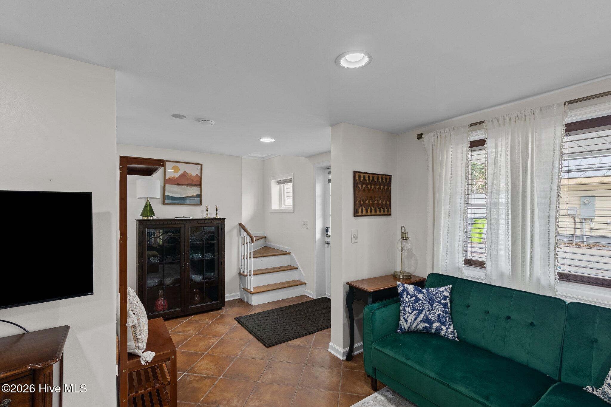 508 George Street, Unit A New Bern, NC 28560 - Photo 14 of 33 20-web-or-mls-2I3A0024