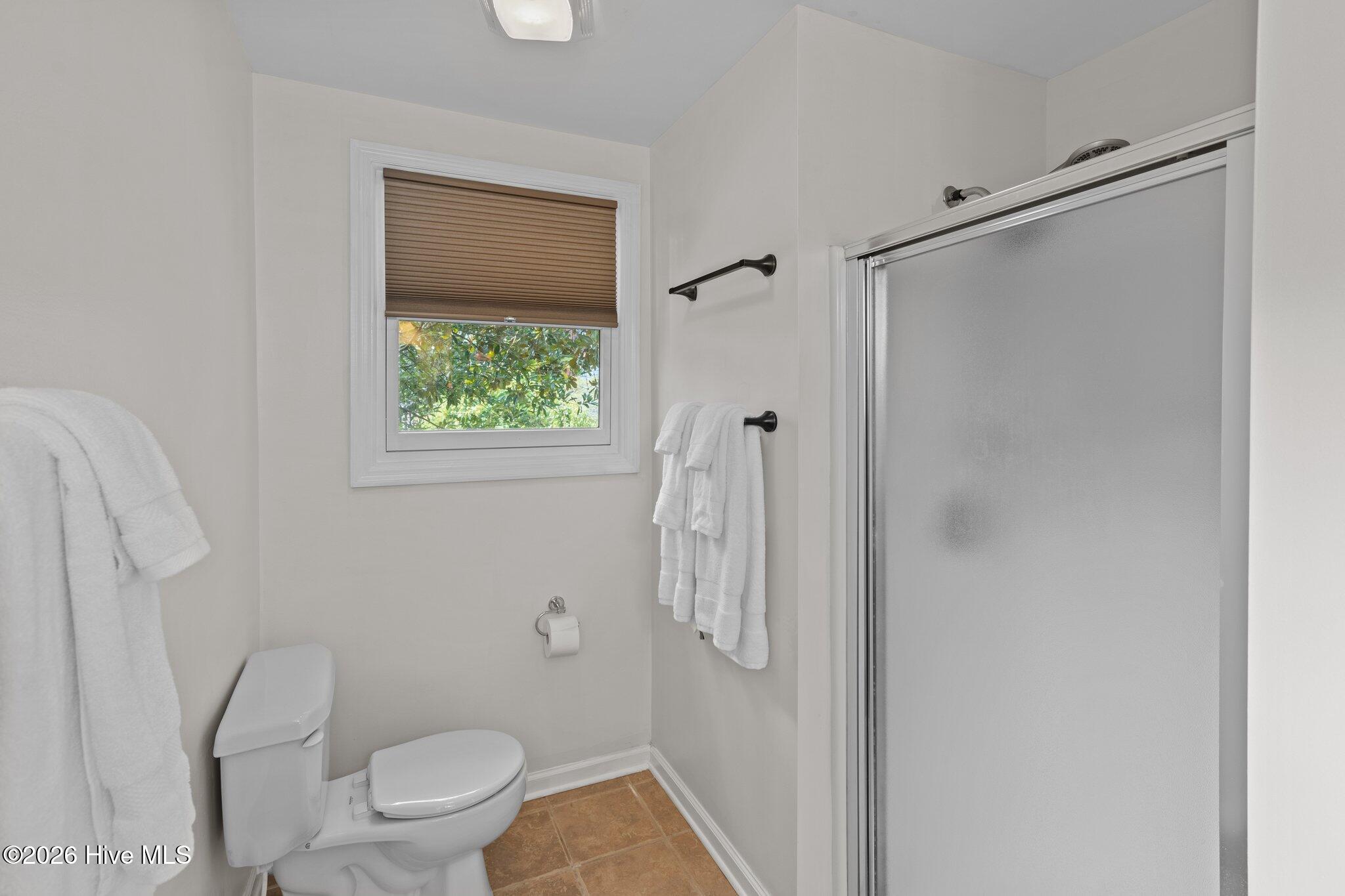 508 George Street, Unit A New Bern, NC 28560 - Photo 20 of 33 26-web-or-mls-2I3A0039