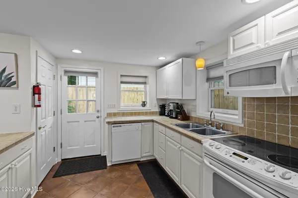 $399,000 | 508 George Street, Unit A, New Bern, NC 28560