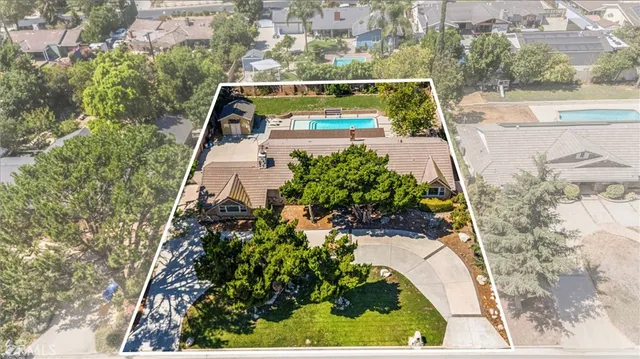 a picture of a building