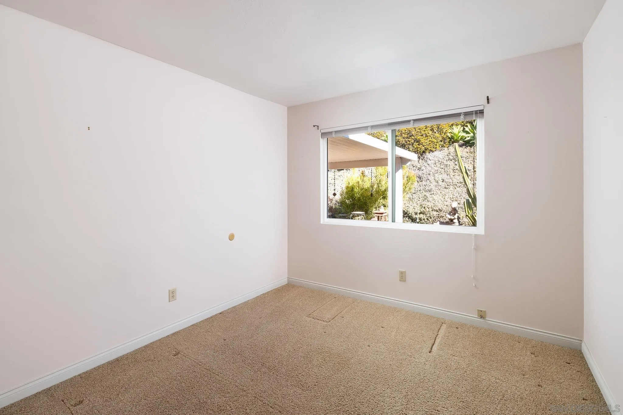2423 Trace Road Spring Valley, CA 91978 - Photo 14 of 25 Gallery Image 14