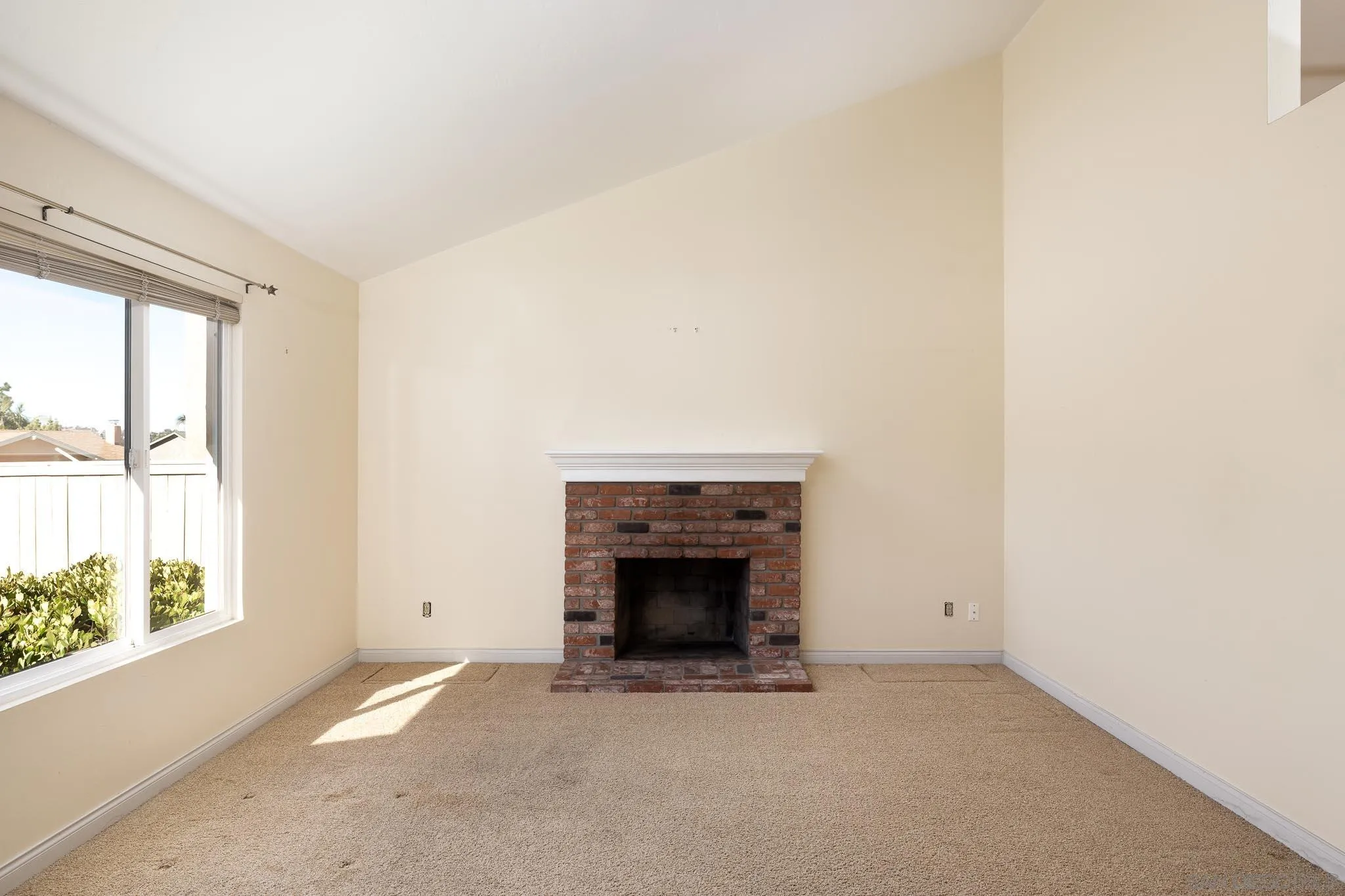 2423 Trace Road Spring Valley, CA 91978 - Photo 4 of 25 Gallery Image 4