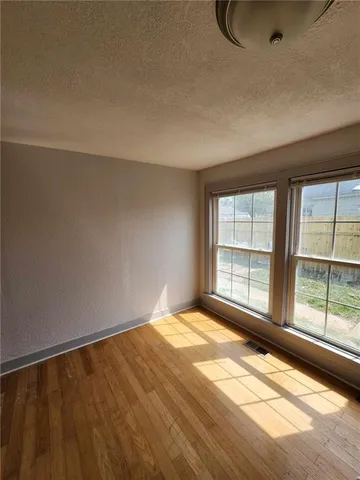 $157,900 | 1202 Sacramento Street, St. Joseph, MO 64503