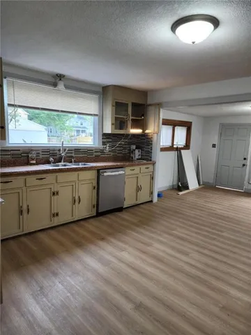 $157,900 | 1202 Sacramento Street, St. Joseph, MO 64503