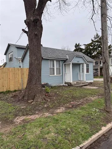 $157,900 | 1202 Sacramento Street, St. Joseph, MO 64503