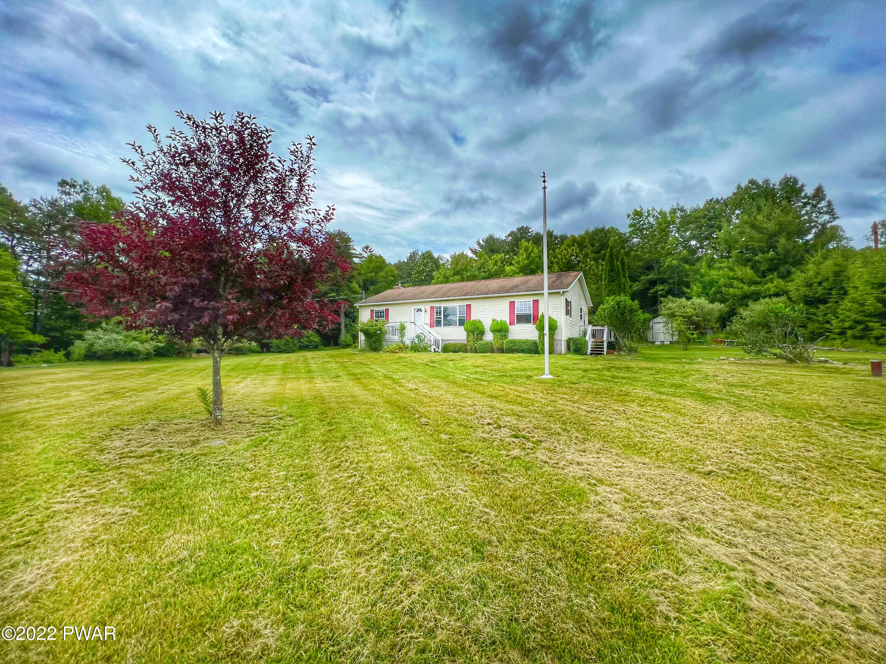 334 Springbrook Road Shohola, PA 18458 - Photo 2 of 42 02