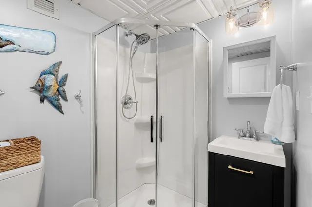 $2,000 | 933 Ocean Boulevard, Unit 102, Hampton, NH 03842