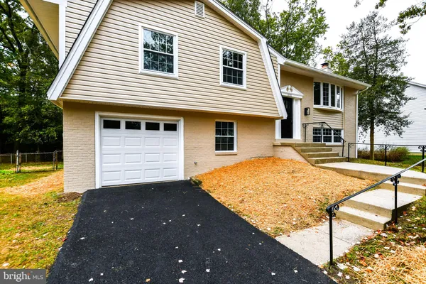 $474,990 | 2650 Pinewood Drive, Waldorf, MD 20601