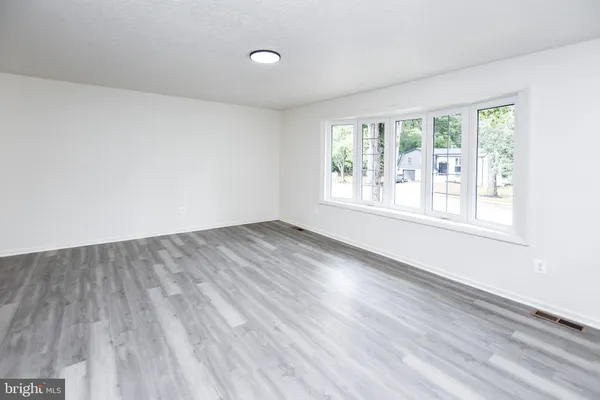 $474,990 | 2650 Pinewood Drive, Waldorf, MD 20601