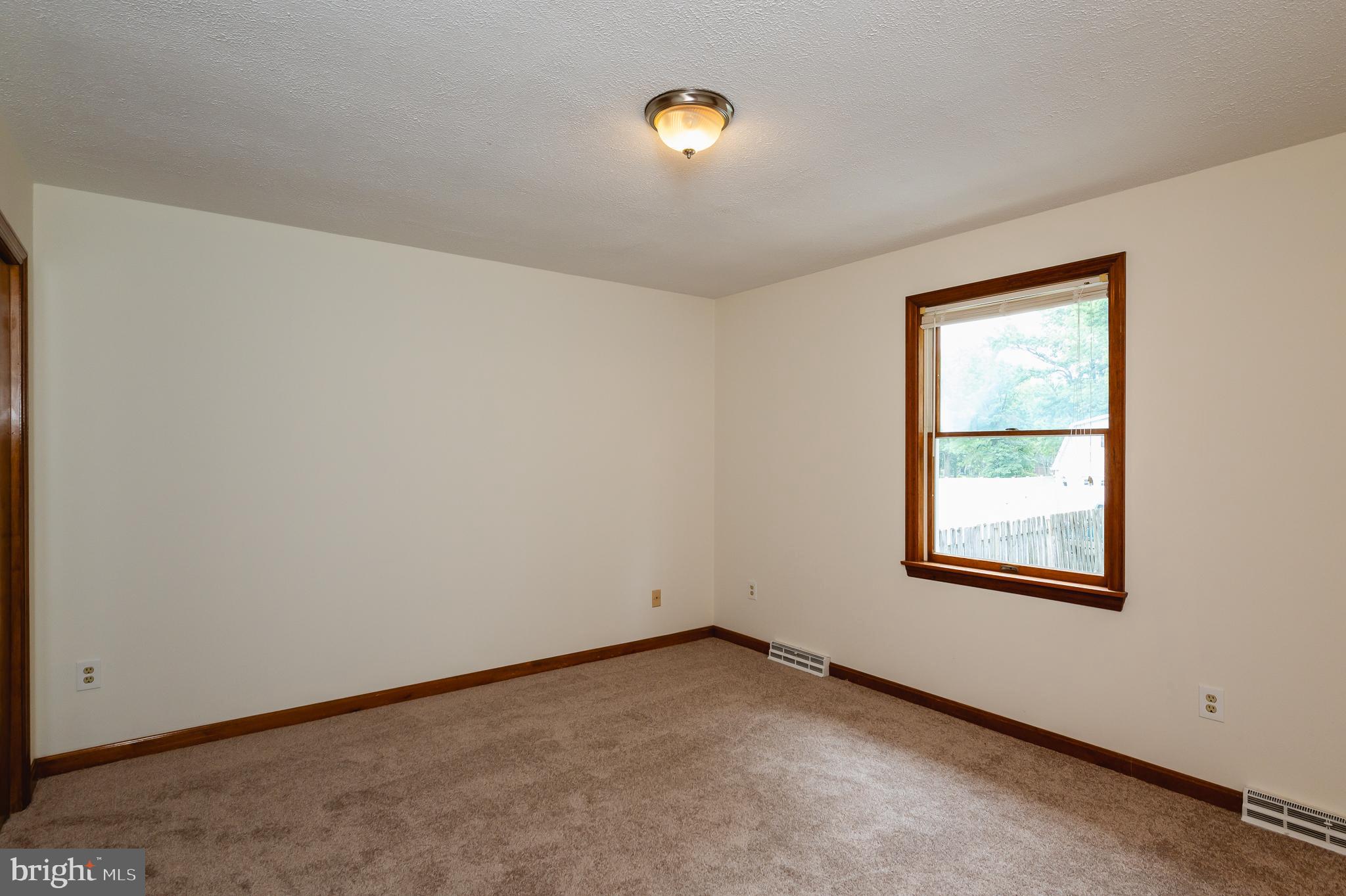 1825 Middleborough Road Essex, MD 21221 - Photo 18 of 63 Gallery Image 18