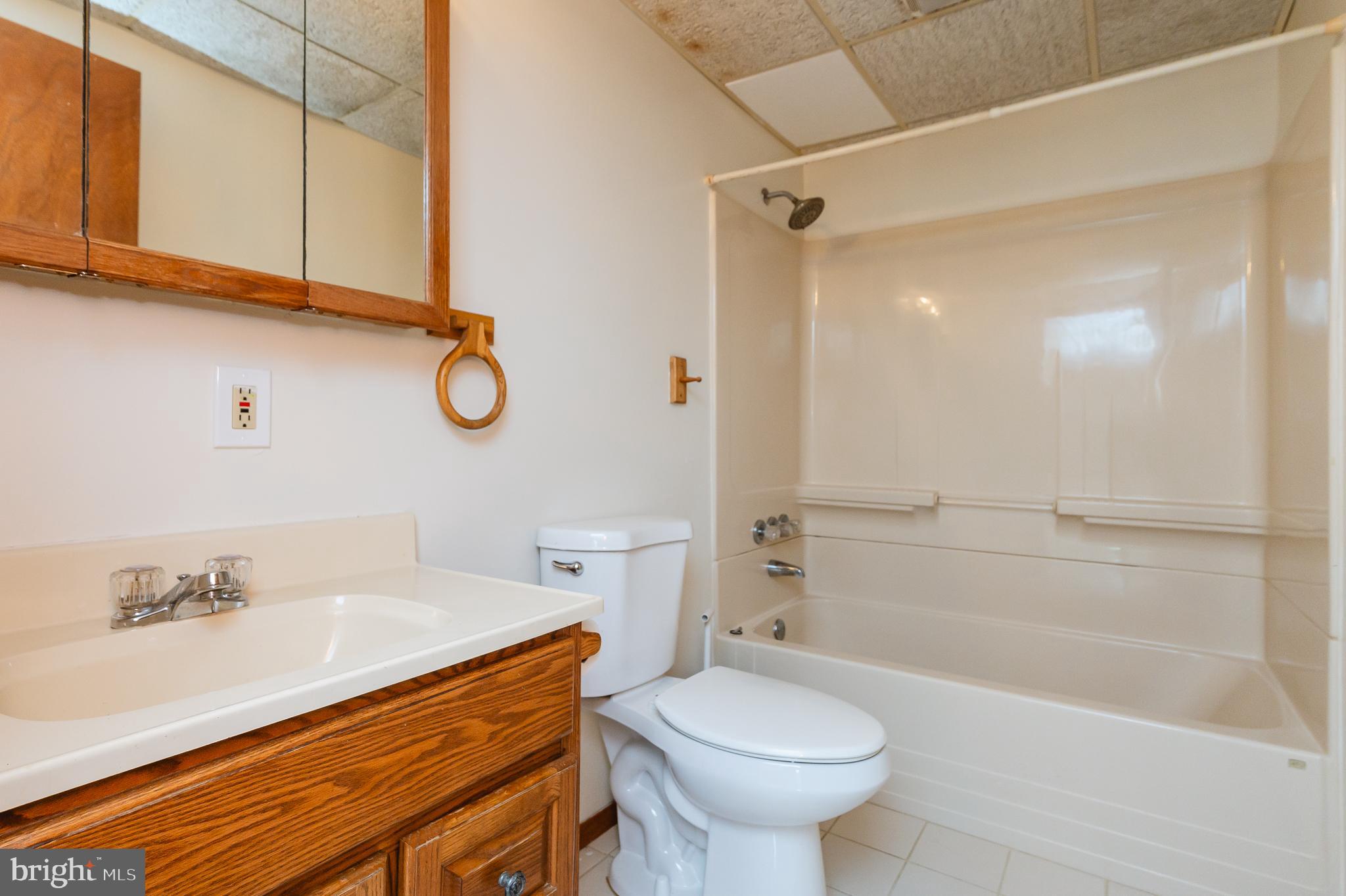 1825 Middleborough Road Essex, MD 21221 - Photo 37 of 63 Gallery Image 37