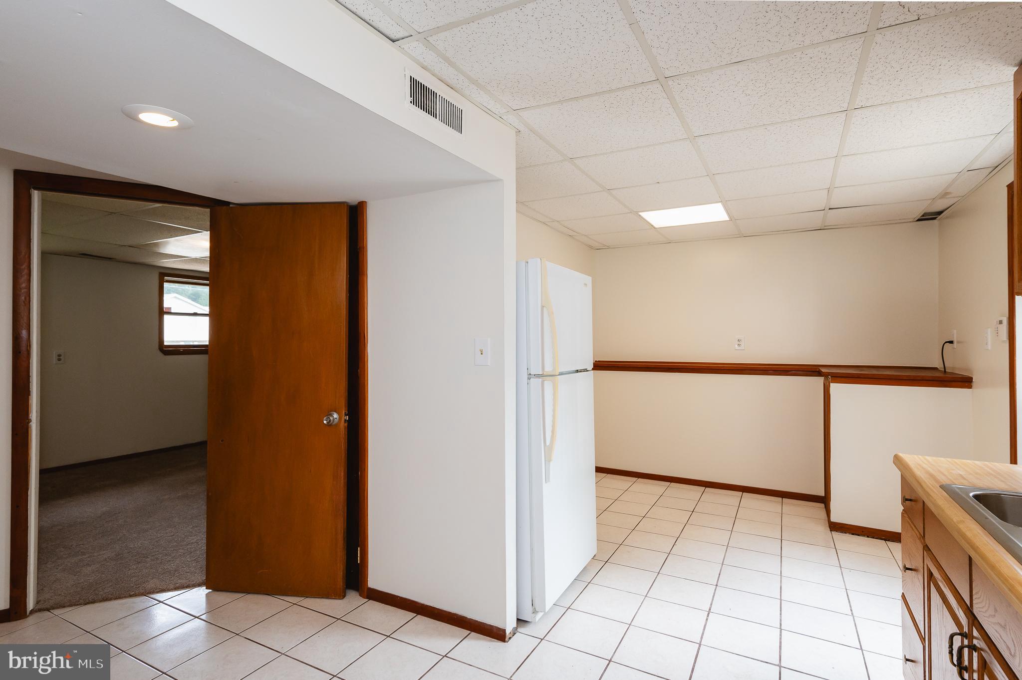 1825 Middleborough Road Essex, MD 21221 - Photo 42 of 63 Gallery Image 42