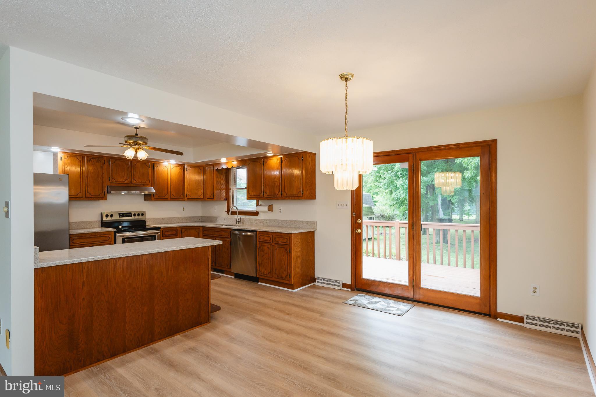 1825 Middleborough Road Essex, MD 21221 - Photo 8 of 63 Gallery Image 8