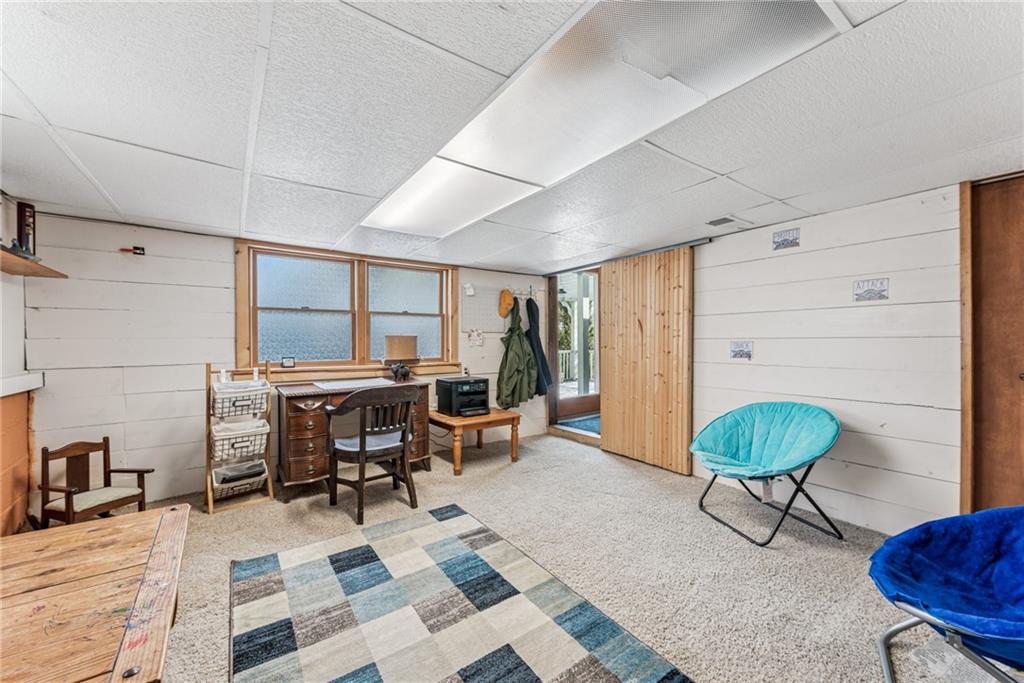 3150 Dutch Ridge Road Beaver, PA 15009 - Photo 30 of 41 a room with furniture and a rug