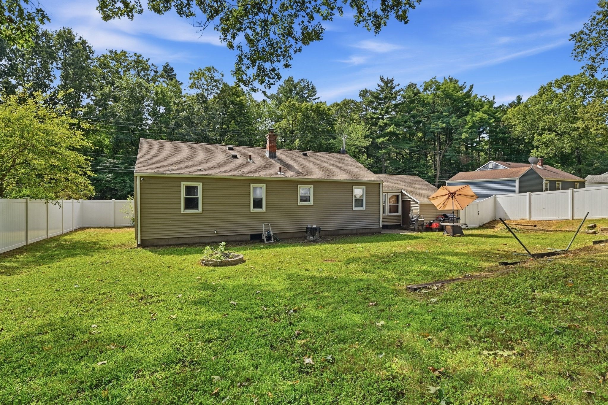 42 North Brook Road Springfield, MA 01119 - Photo 34 of 35 Gallery Image 34