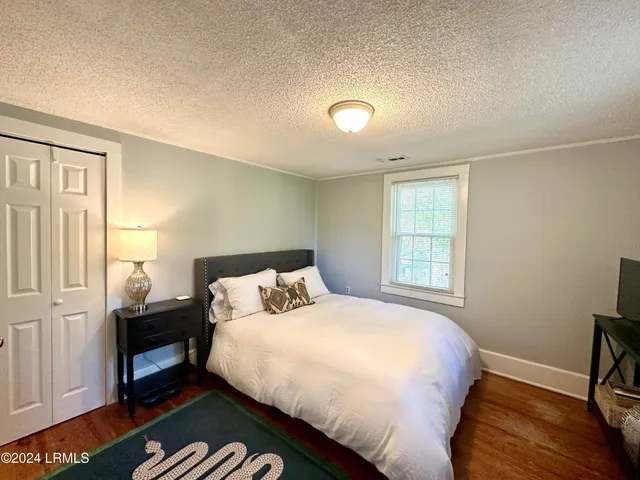 $1,250 | 919 Lafayette Street, Beaufort, SC 29902