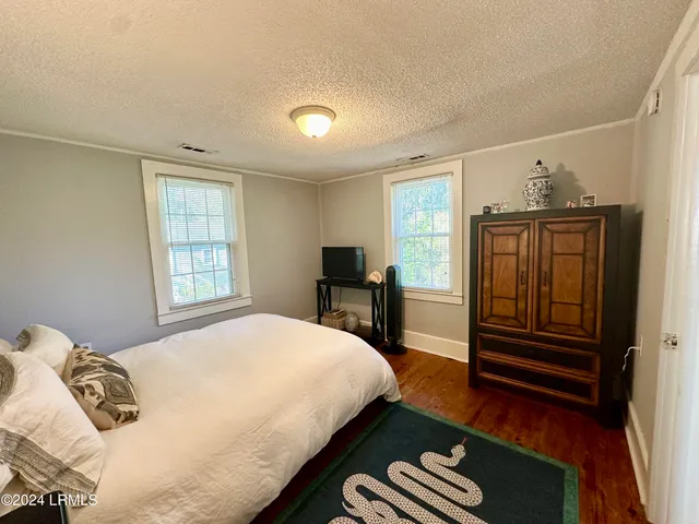 $1,250 | 919 Lafayette Street, Beaufort, SC 29902