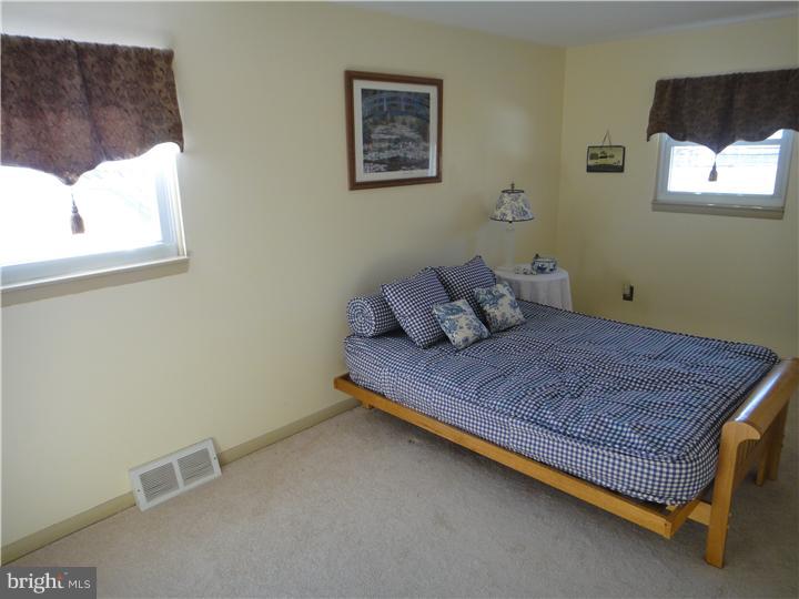 2830 Shelly Road Philadelphia, PA 19152 - Photo 11 of 21 Gallery Image 11