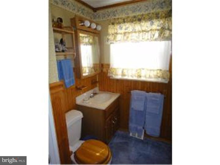 2830 Shelly Road Philadelphia, PA 19152 - Photo 10 of 21 Gallery Image 10