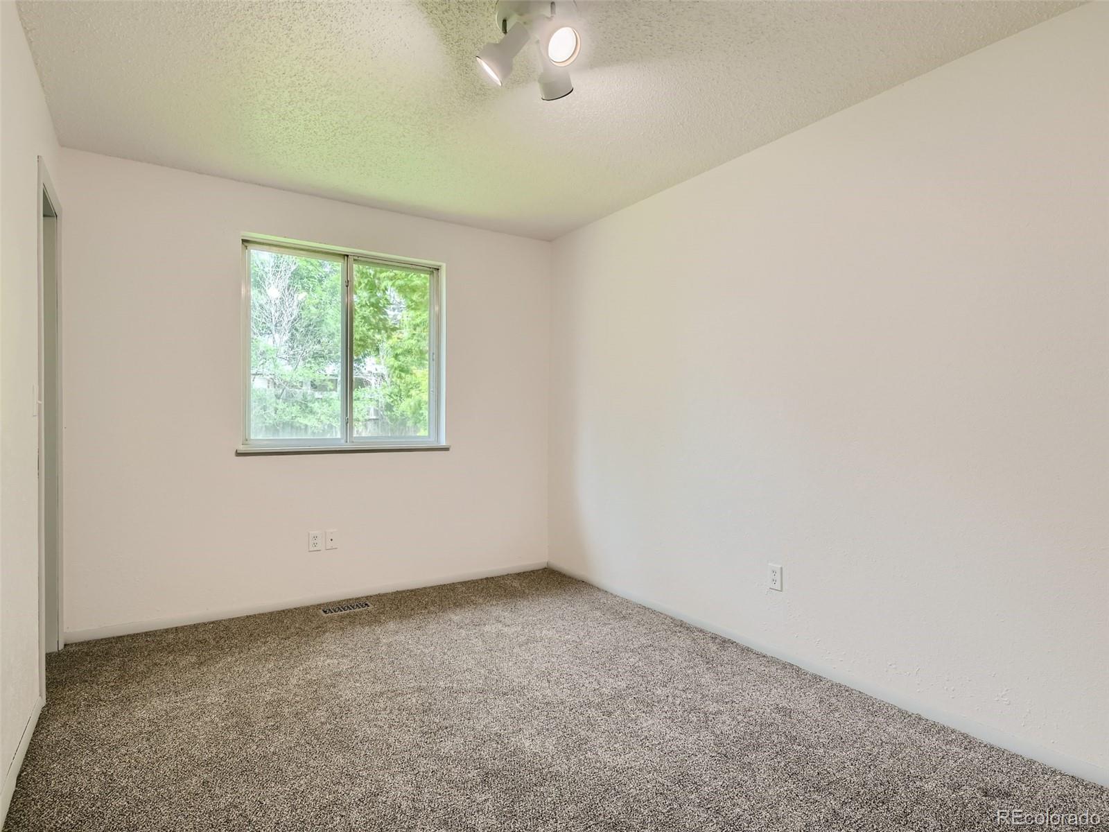 11238 Cook Street Thornton, CO 80233 - Photo 8 of 22