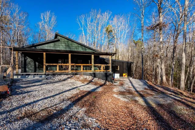 $425,000 | 244 Ivy Lane, Pikeville, TN 37367